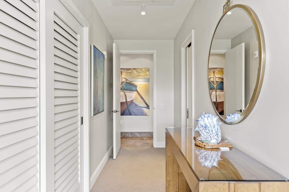 Photo of Bathroom in Wailea