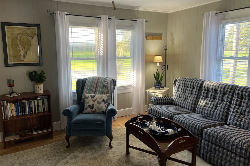 Photo of Bedroom in Greenbush