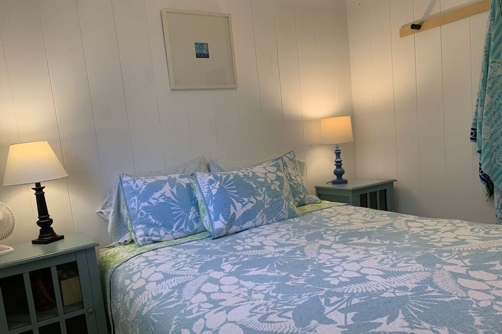 Photo of Bedroom in Waimanalo