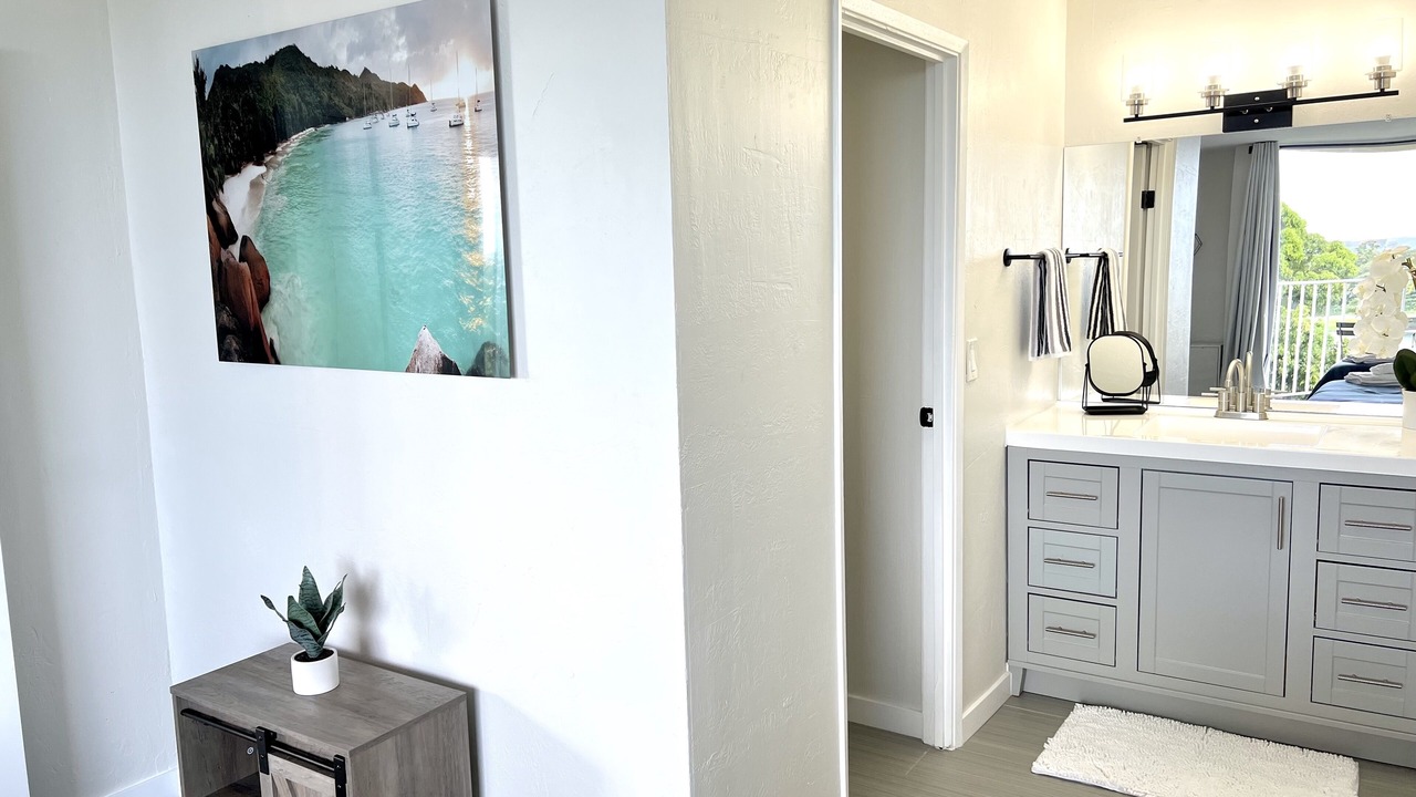 Photo of Bathroom in Hilo