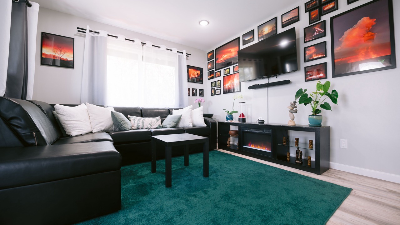 Photo of Livingroom in Royal Hawaiian Estates
