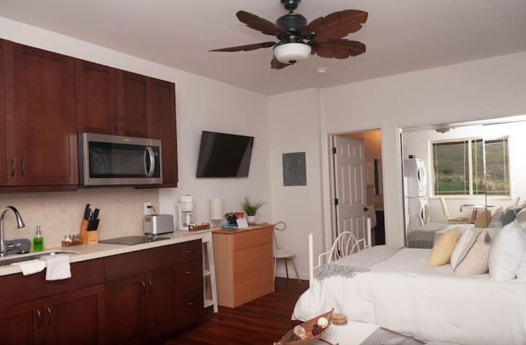 Photo of Kitchen in Makaha Valley