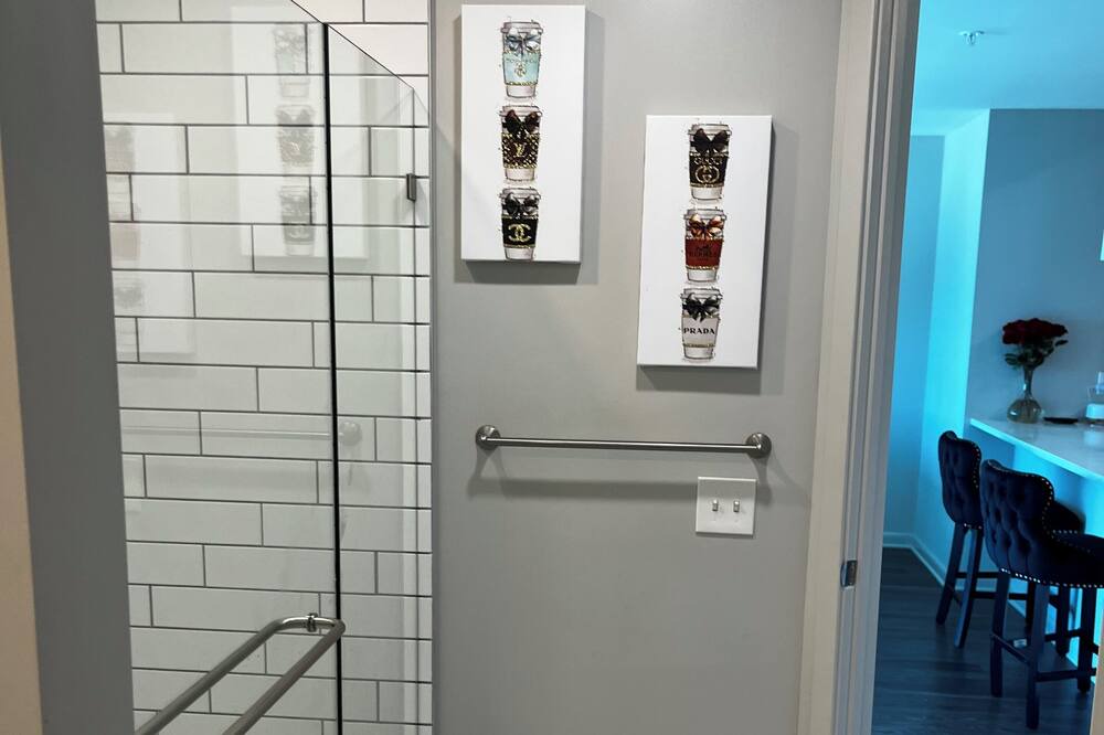 Photo of Bathroom in Third Ward