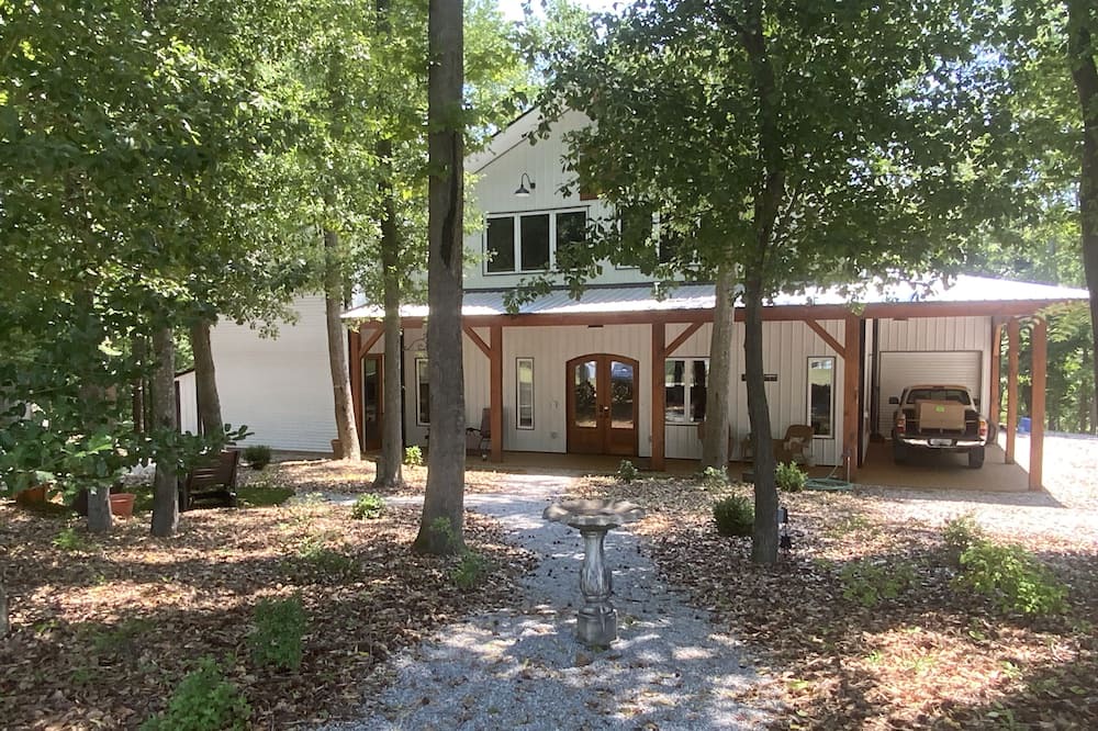 Photo of Outdoor in Raleigh