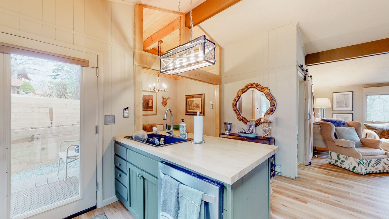 Photo of Kitchen in Newland