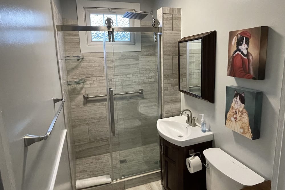 Photo of Bathroom in Olde Town Augusta