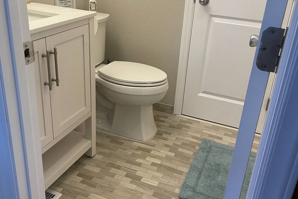 Photo of Bathroom in Duck