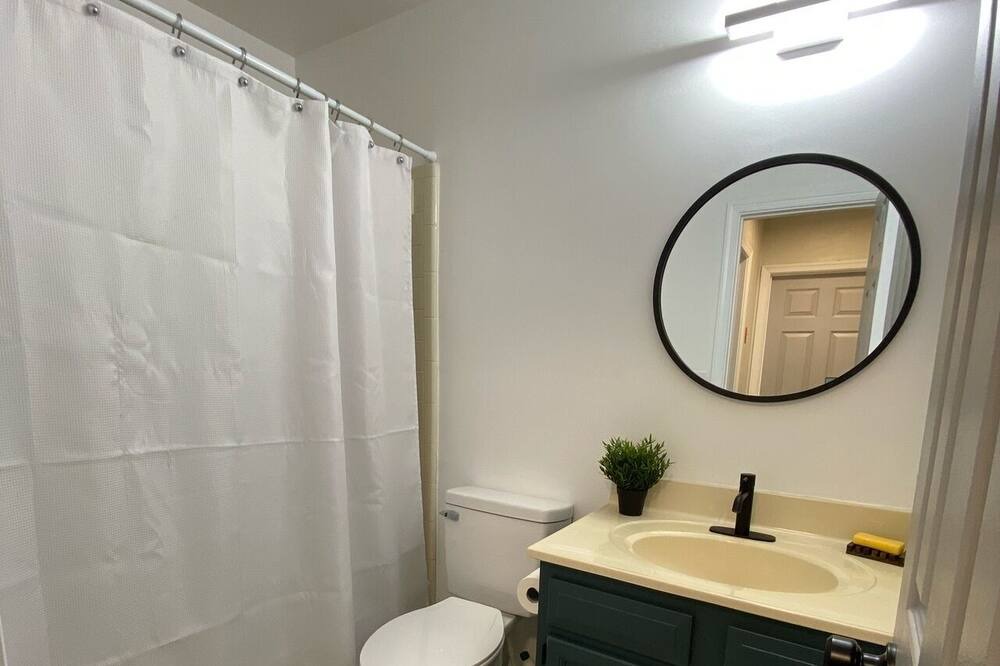 Photo of Bathroom in Western Branch North