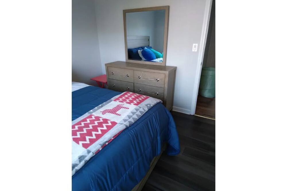 Photo of Bedroom in Johns Creek