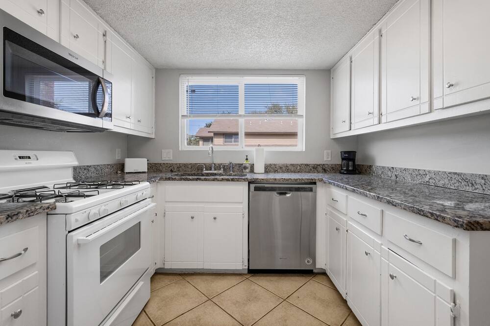 Photo of Kitchen in Stoneridge Place