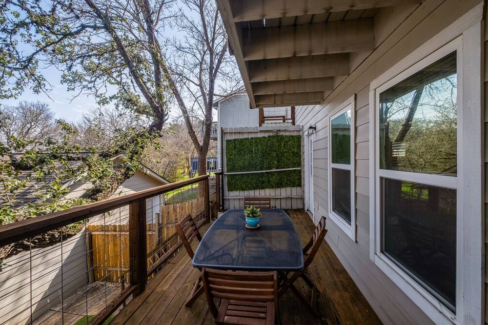 Photo of Outdoor in Stoneridge Place