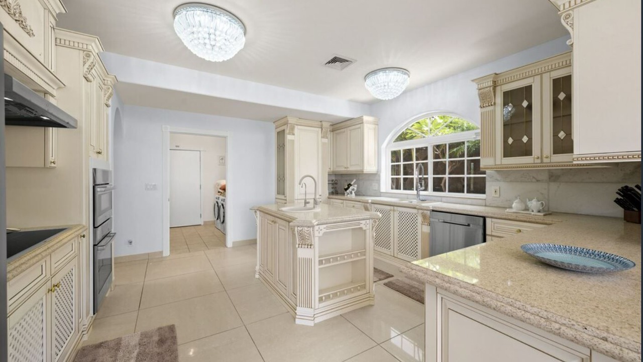 Photo of Kitchen in Kamehame Ridge