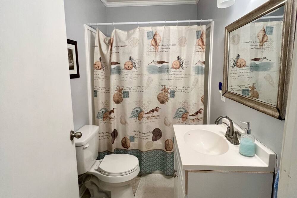 Photo of Bathroom in Holly Ridge