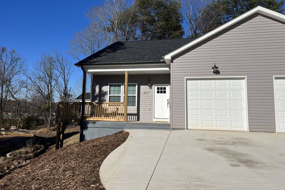 Photo of Outdoor in Hickory