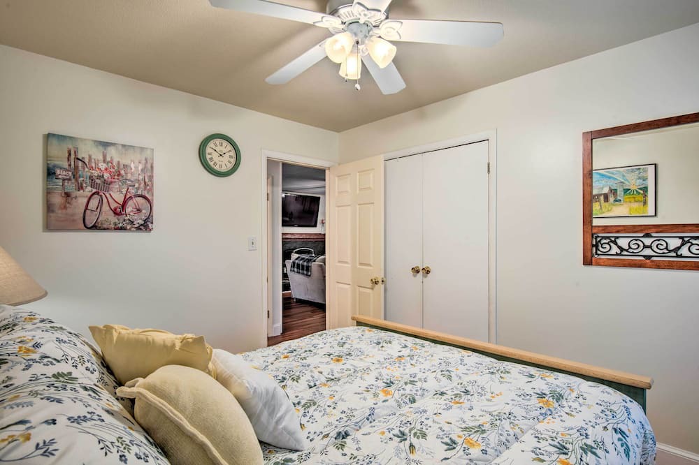 Photo of Bedroom in Mint Hill