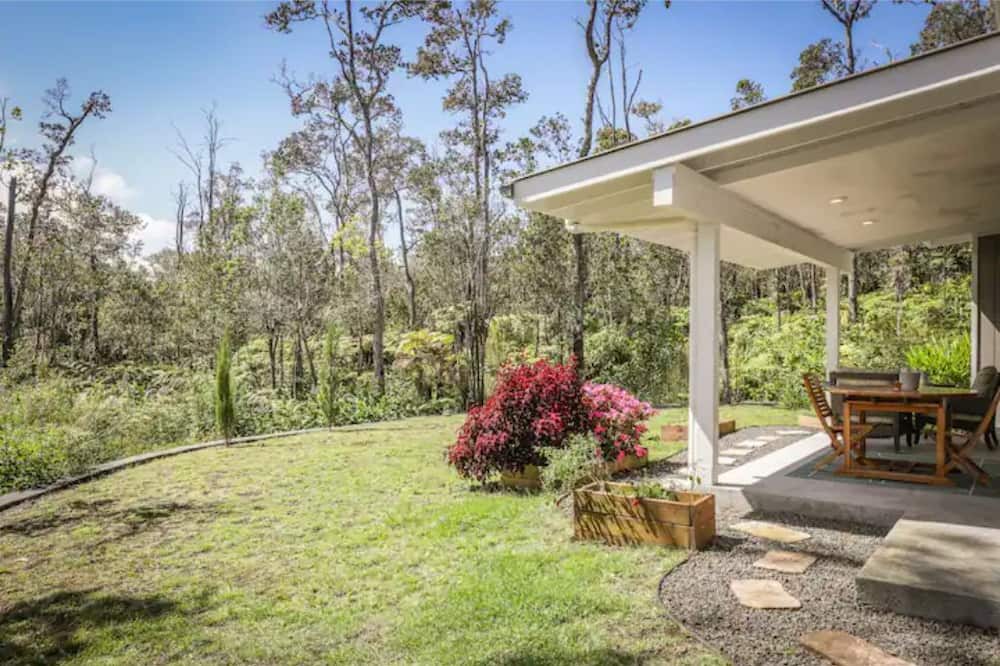 Photo of Outdoor in Royal Hawaiian Estates