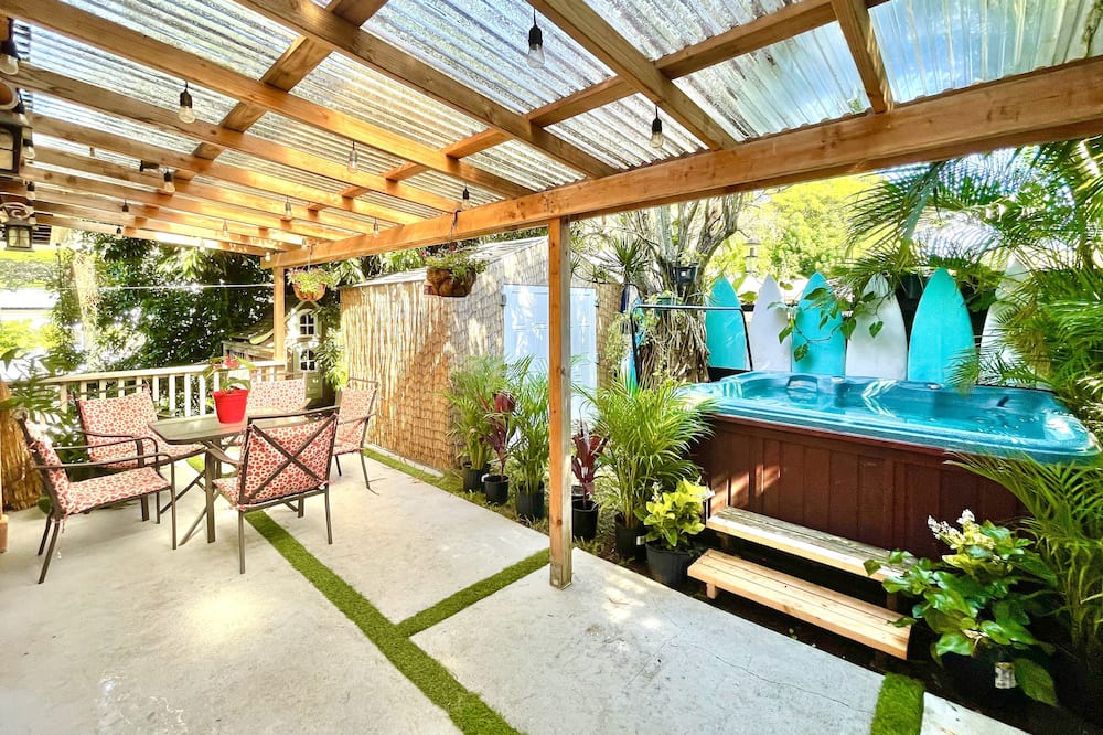 Photo of Patio Balcony in Nuuanu - Punchbowl