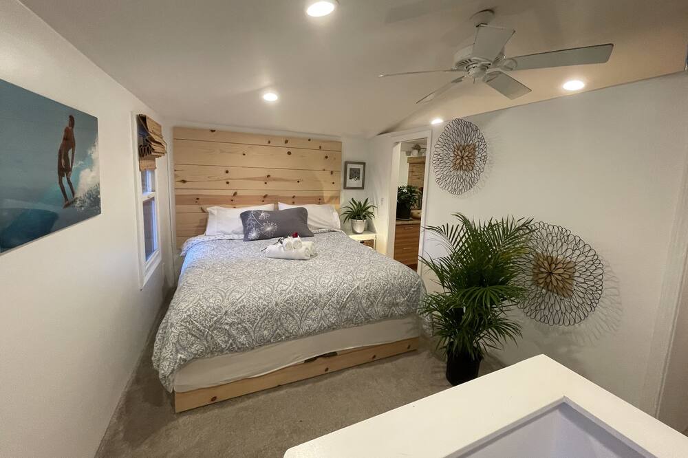 Photo of Bedroom in Pacific Heights