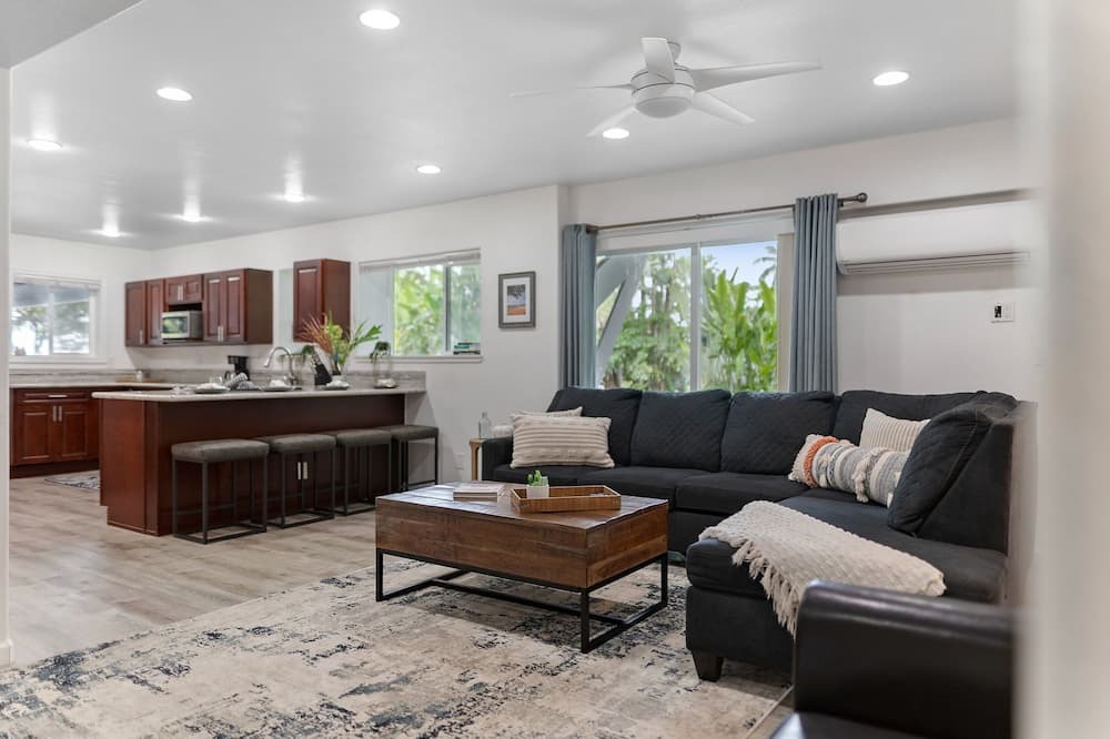 Photo of Bedroom in Ka'a'awa