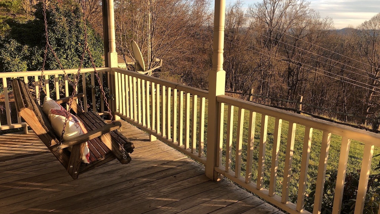 Photo of Outdoor in Bakersville