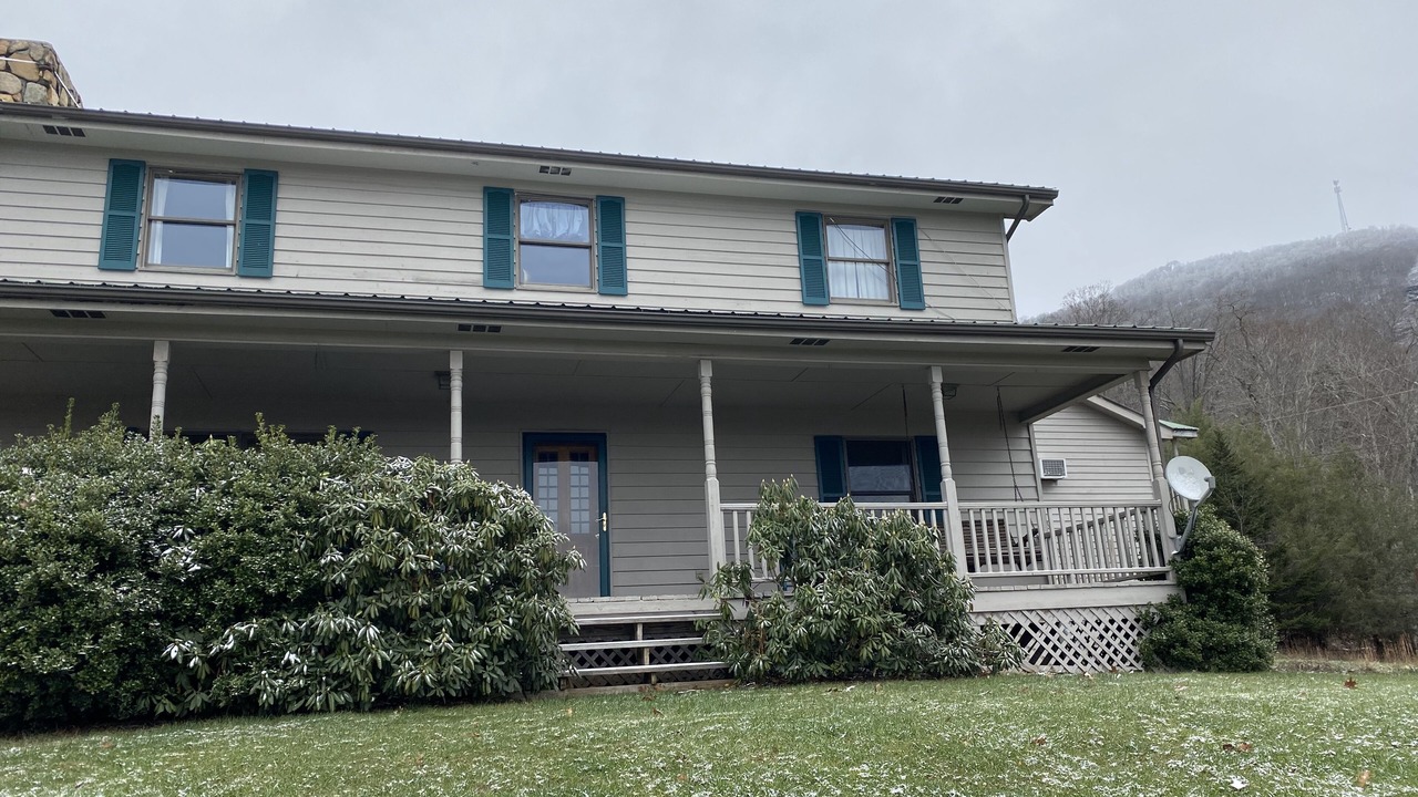 Photo of Outdoor in Bakersville