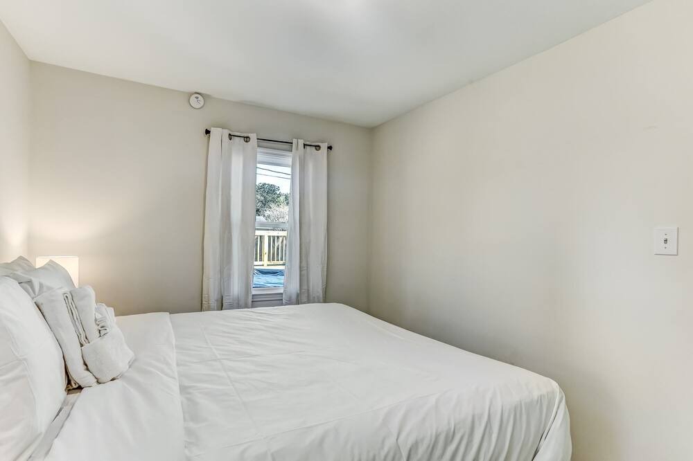 Photo of Bedroom in Savannah