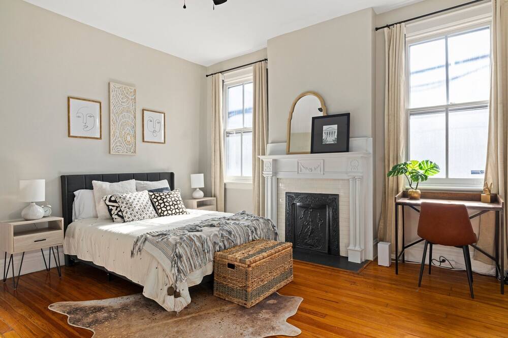 Photo of Bedroom in Fan District