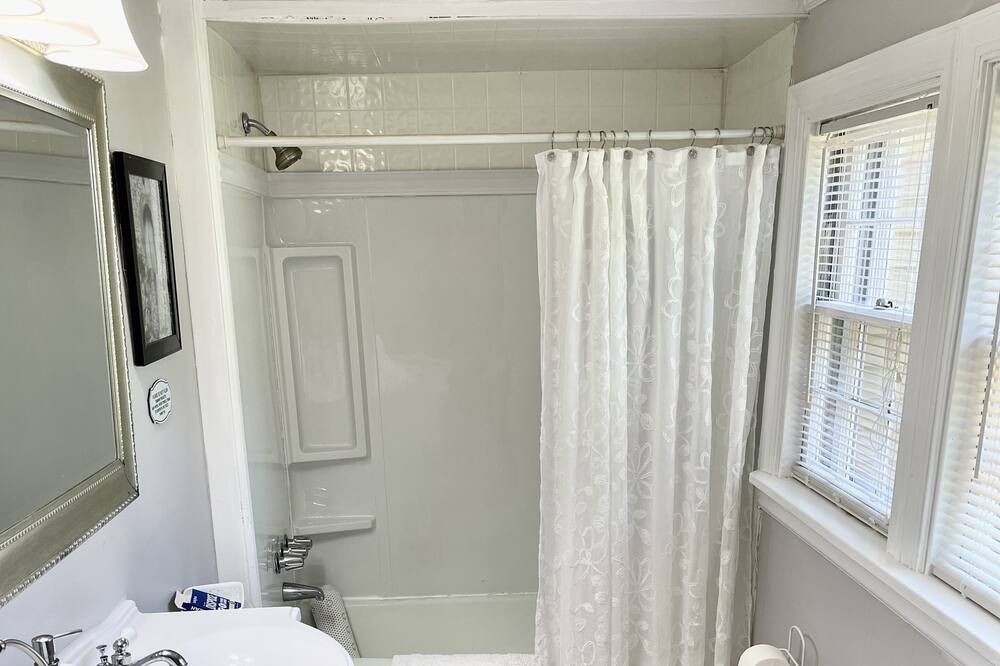 Photo of Bathroom in North Chesterfield