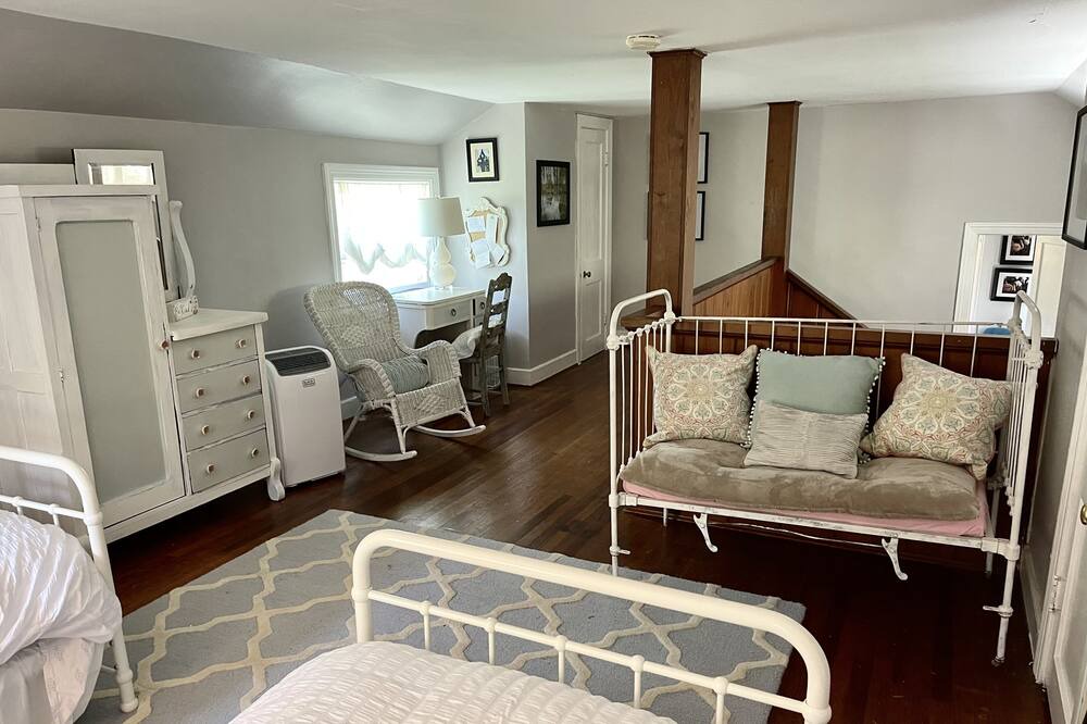 Photo of Bedroom in North Chesterfield