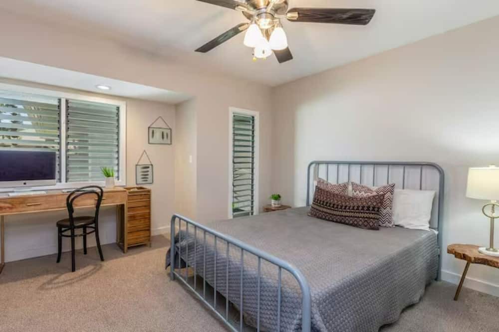 Photo of Bedroom in Princeville