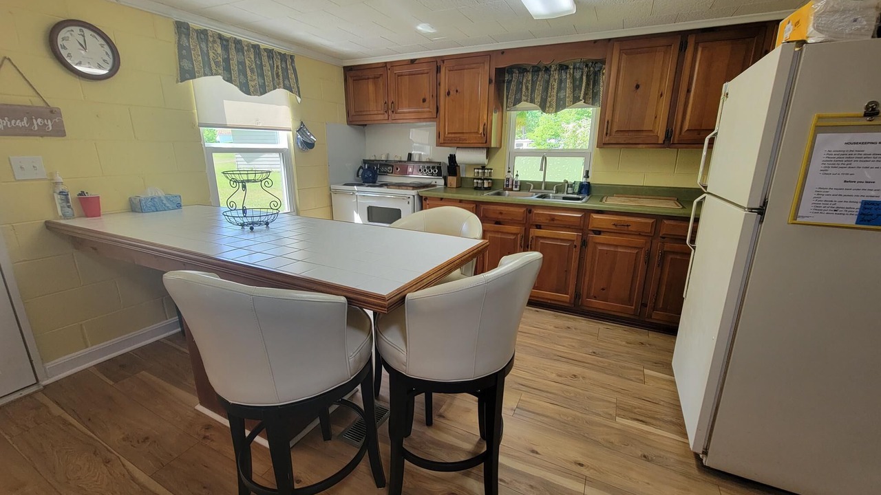 Photo of Kitchen in Saluda