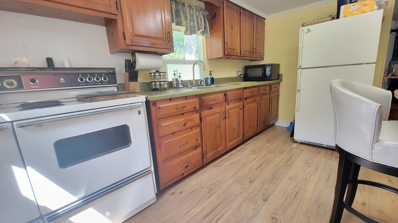 Photo of Kitchen in Saluda