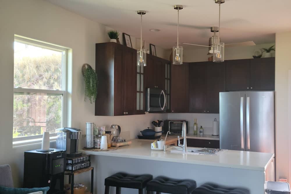 Photo of Kitchen in Holualoa