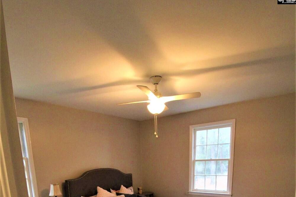 Photo of Bedroom in Forest Acres