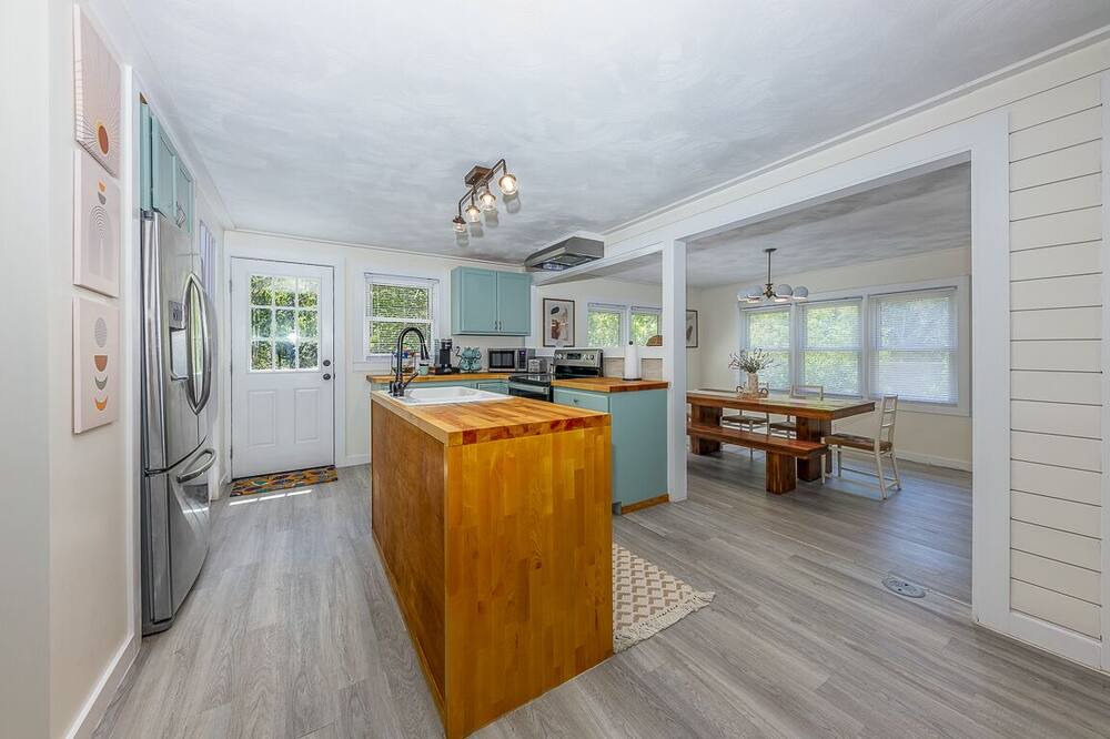 Photo of Kitchen in New Bern