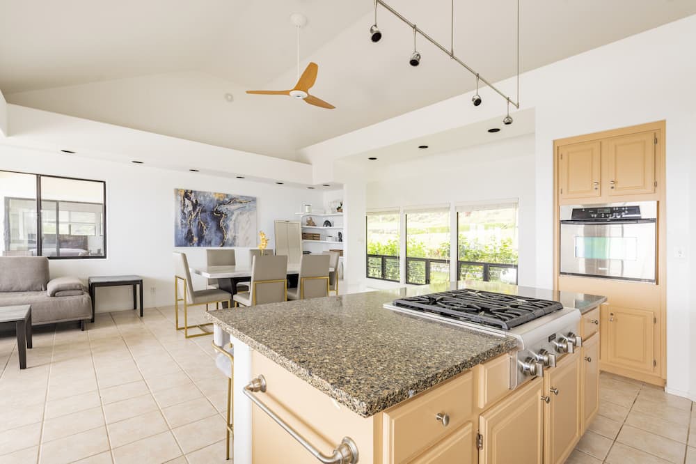 Photo of Kitchen in Holualoa