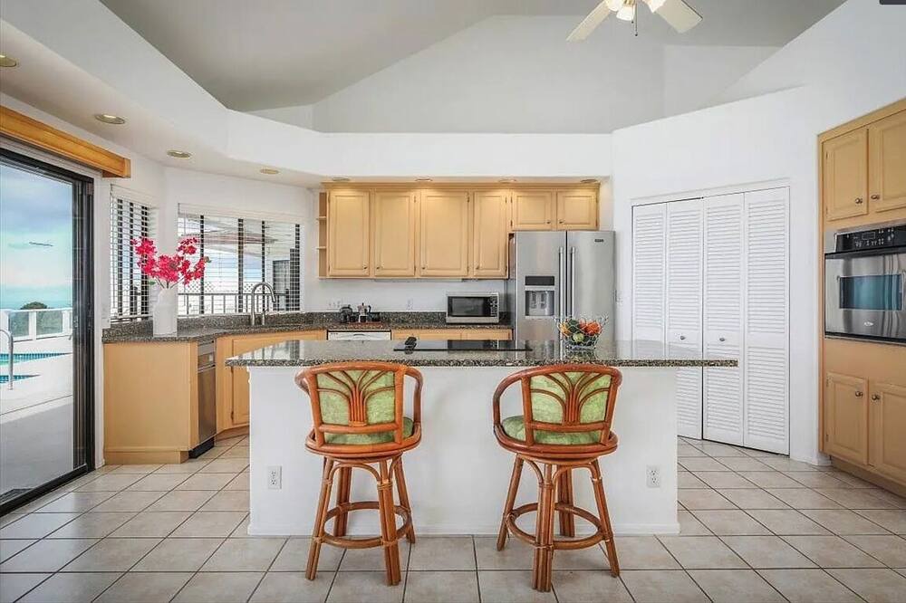 Photo of Kitchen in Holualoa