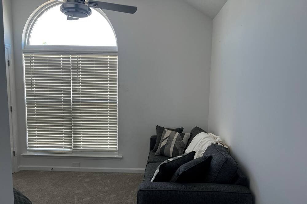 Photo of Bedroom in Langley