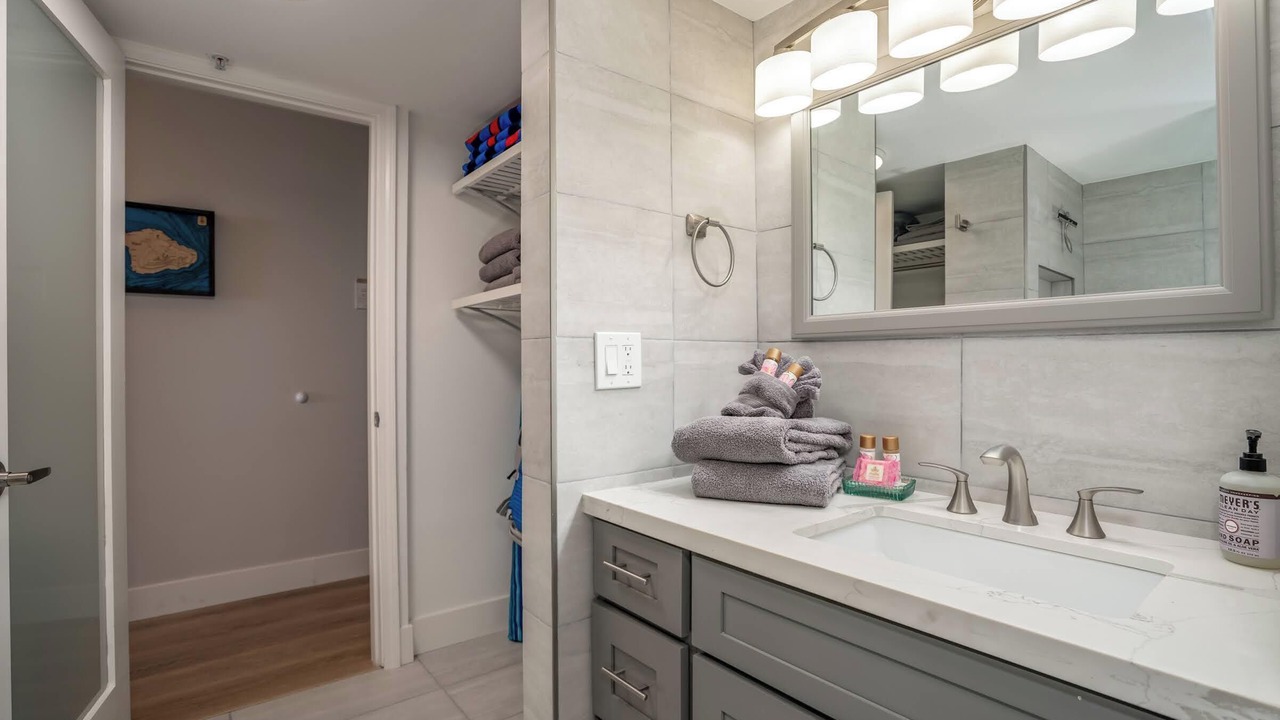 Photo of Bathroom in Honokowai