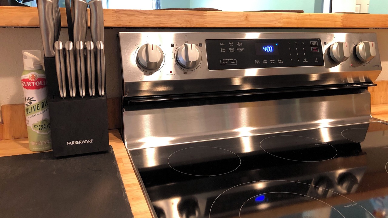 Photo of Kitchen in Nanawale Estates