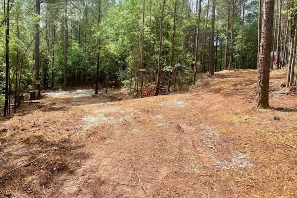 Photo of Outdoor in Elberton