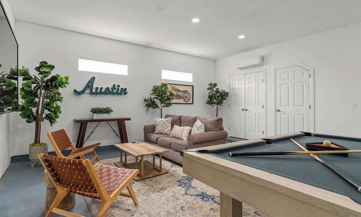 Photo of Livingroom in Dripping Springs