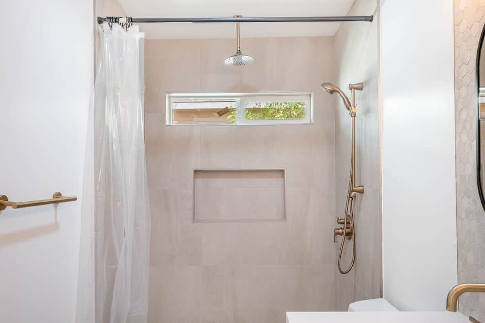 Photo of Bathroom in Kaimuki