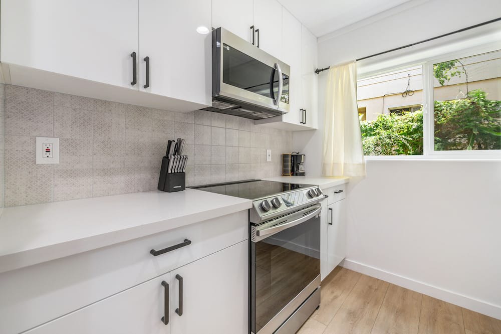 Photo of Kitchen in Kaimuki