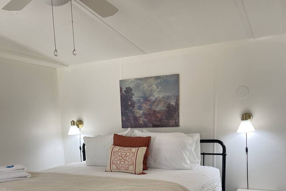 Photo of Bedroom in Travelers Rest