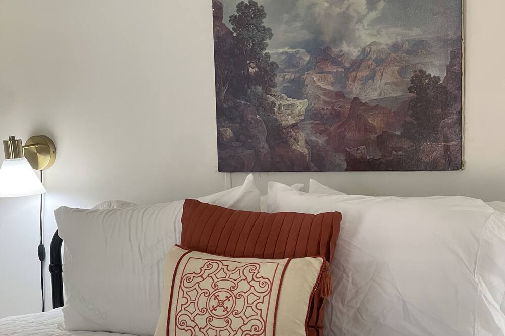 Photo of Bedroom in Travelers Rest