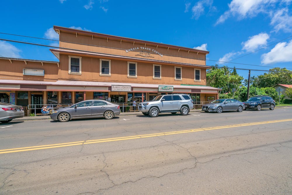 Photo of Others in Hawi
