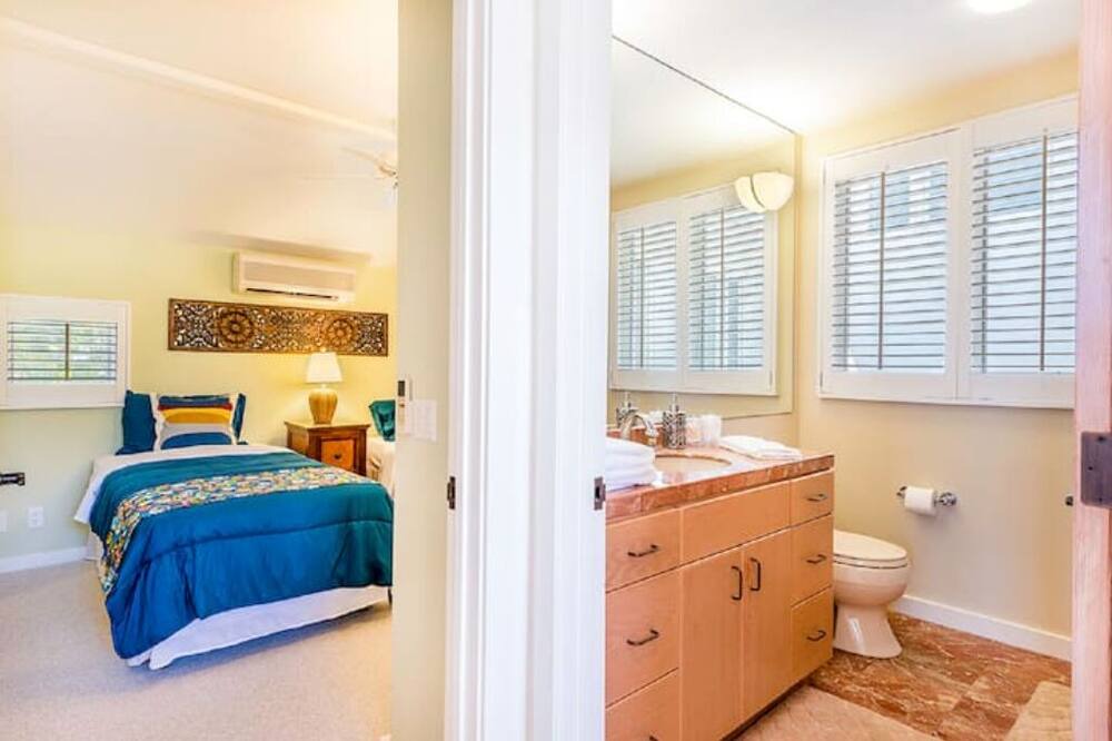 Photo of Bedroom in Kahala