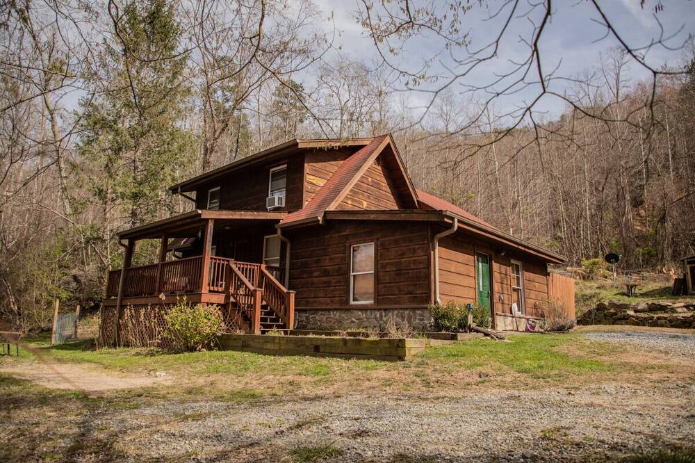 Photo of Outdoor in Saluda