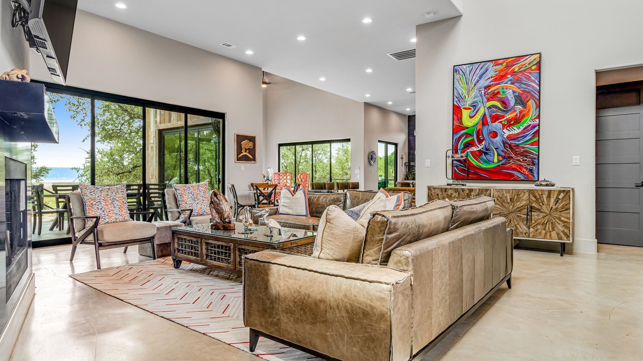 Photo of Livingroom in Burnet